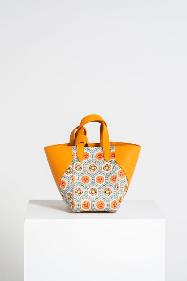 Relier81 lifestyle image