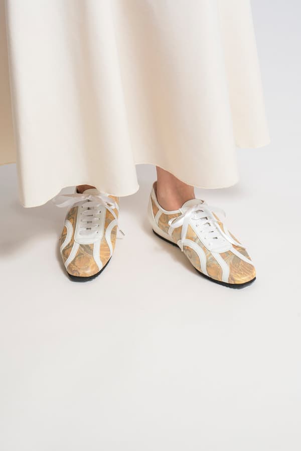 Relier81 lifestyle image