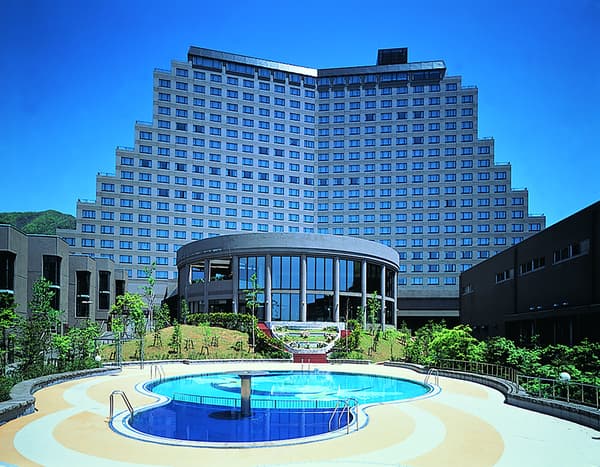 Hotel Listel Inawashiro exterior with garden pool and spa dome