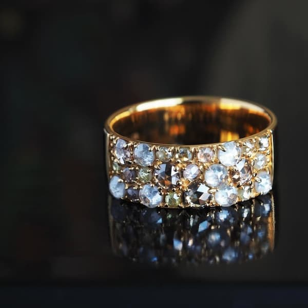 Palette rings with K18 plating in warm golden tones