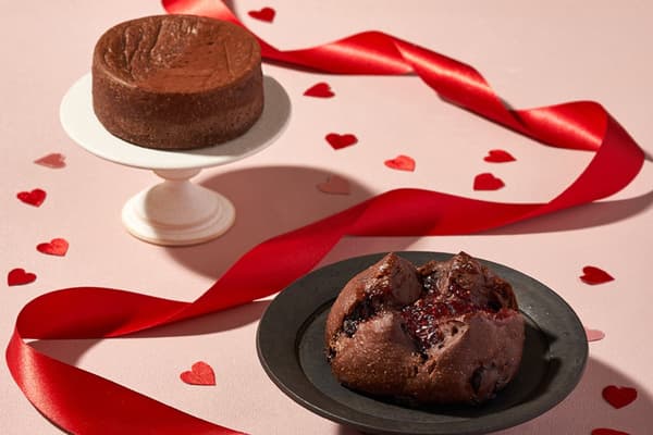 Fondant Chocolat (back) / Cranberry Chocolat (front)