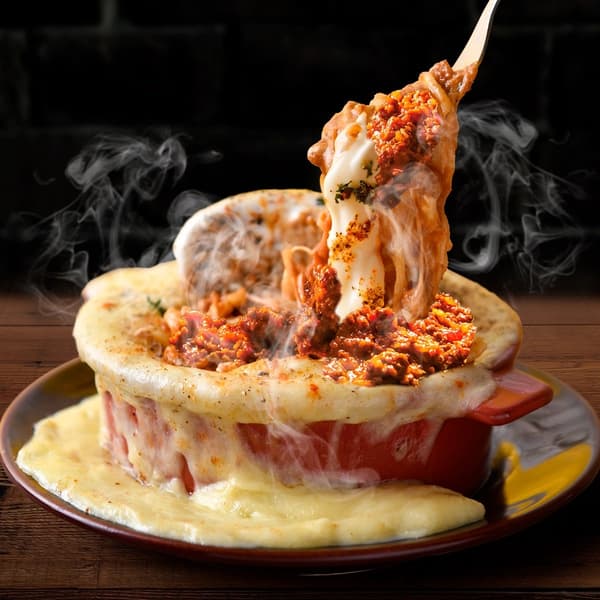 Cascada de queso de la pizza Chicago