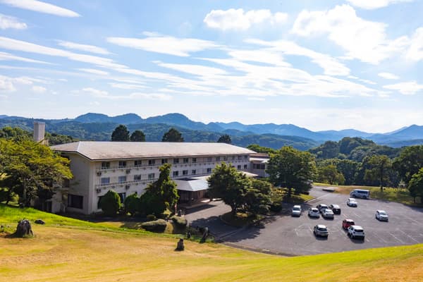 Rodeado de abundante naturaleza