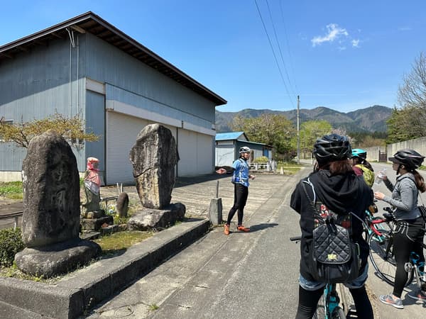 Local history and culture stories along the route