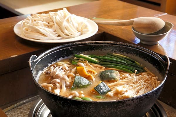 Okariba menu with hoto nabe and spring shabu-shabu