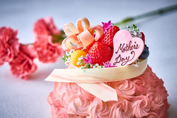 Sweet Topiary cake close-up