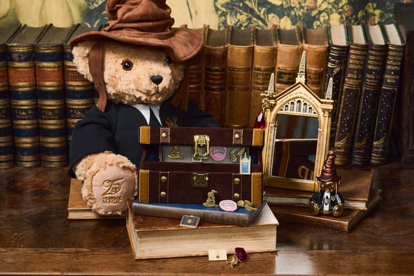 25주년을 기념하는 25주년 기념 컬렉션 상품