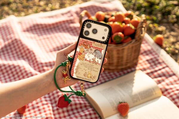 Disney Winnie the Pooh Berry Phone Strap