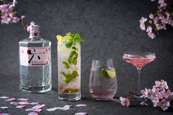 Left: Harukaze Mojito / Center: Sakura ROKU Tonic / Right: Ouka Martini (Main Bar Windsor)