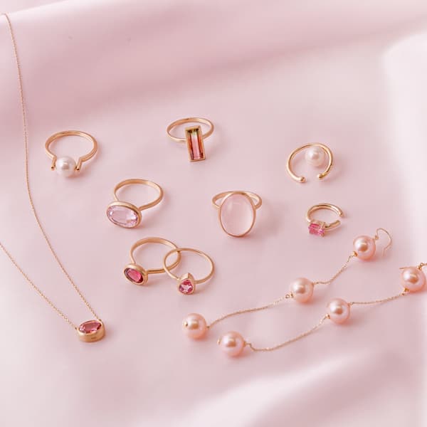 Joyería con cuarzo rosa y perla