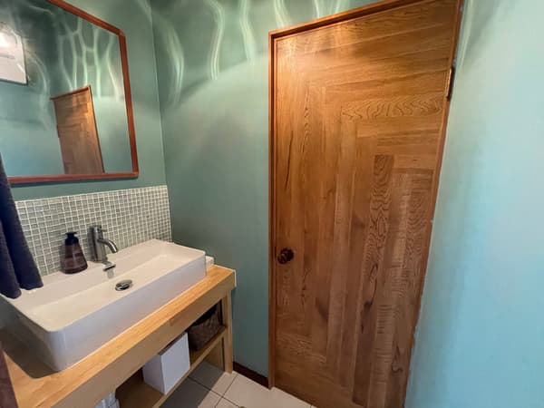 Door made from end-grain wood