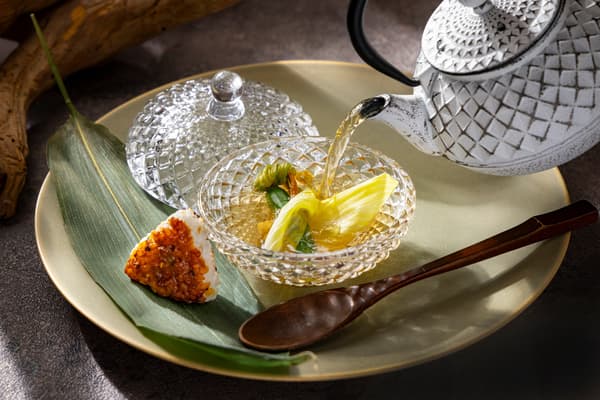 Soup: shojin dashi broth with delicate flowering and green vegetables