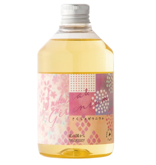 Aroma Bath Essence Cherry Blossom and Geranium