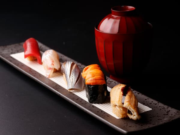 Weekend Dinner Nigiri Set