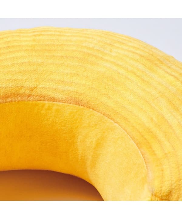 Almohada Cervical Baumkuchen con un Estuche en Forma de Rebanada