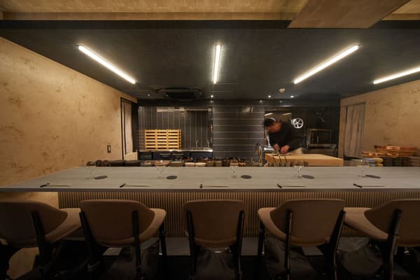 Interior view of Ginza Yazaemon restaurant