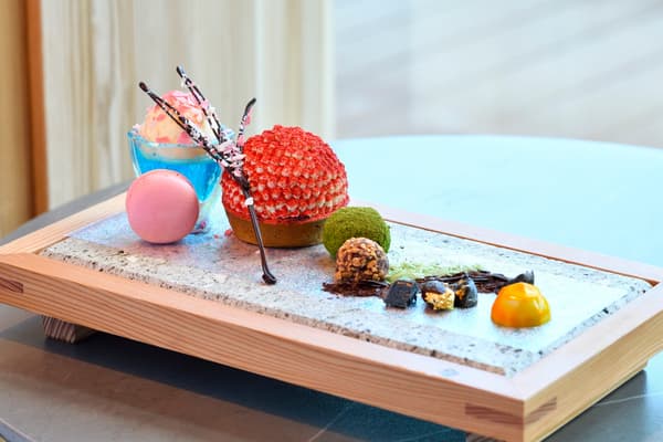 Restaurante bufé Hakone Hotel Kowakien Fontainebleau «Un regalo de Kowakien» (¥2200)