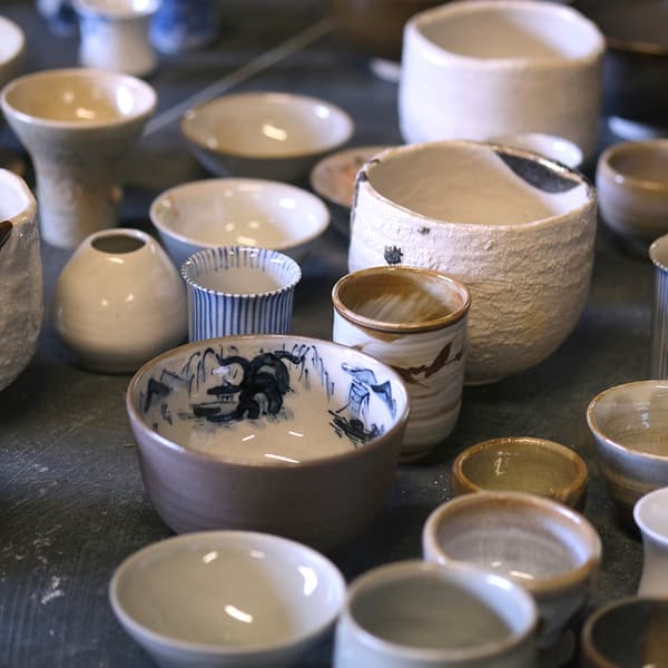Pottery vessels