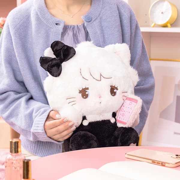 Prize B Plush Detail