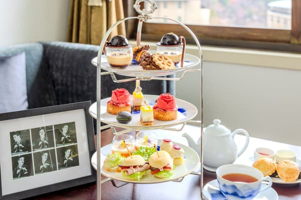Afternoon tea inspired by scenes from Chaplin's films