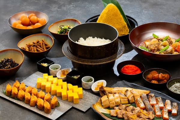 Harbor Kitchen buffet