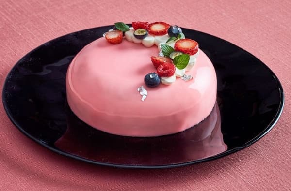 Pastel de Lychee Fraise Mousse