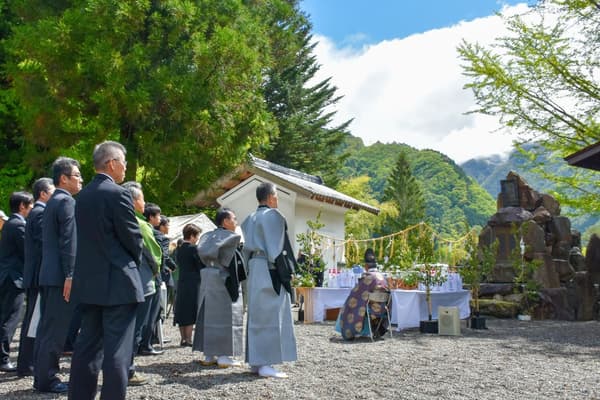 The Banryu Festival ceremony at Murakami Shrine in the Shin-Hirayuu Onsen area