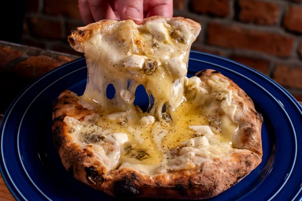 Pizza Tokachi (Quattro Formaggi)