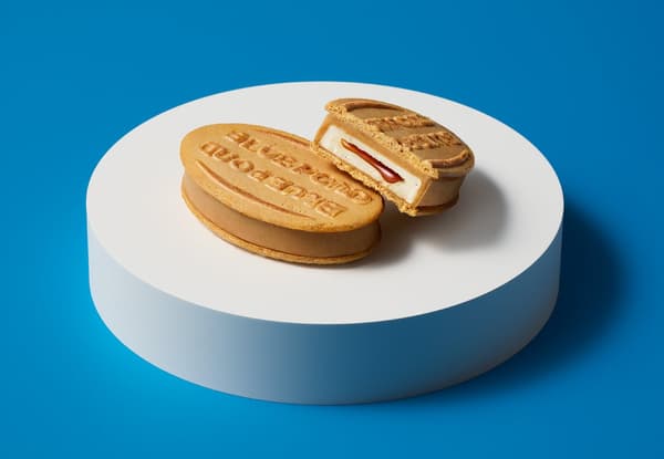 Sándwich de Leche y Caramelo de Nueva Textura - crujiente, esponjoso y derretido