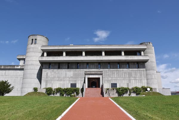 葡萄酒城堡（池田町葡萄·葡萄酒研究所）