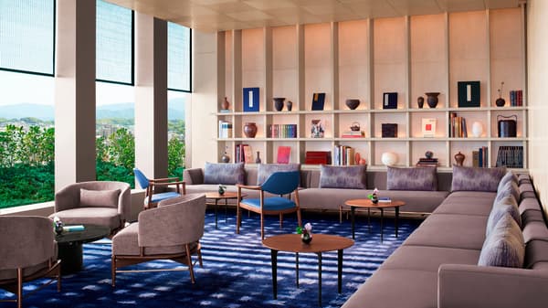 The Ritz-Carlton Club