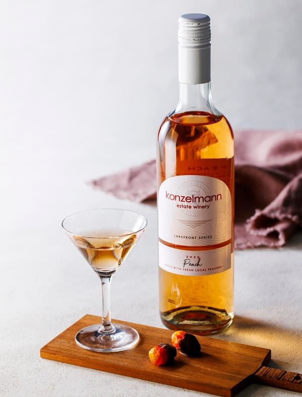 Vino de melocotón × Tomate seco y albahaca