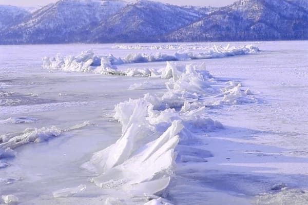 El «Omiwatari» del lago Kussharo