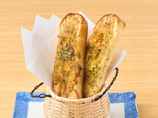 Isomaru's Garlic Toast (2 pieces)