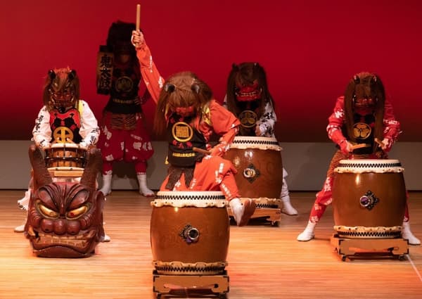 Chayamachi Oni-Daiko performers