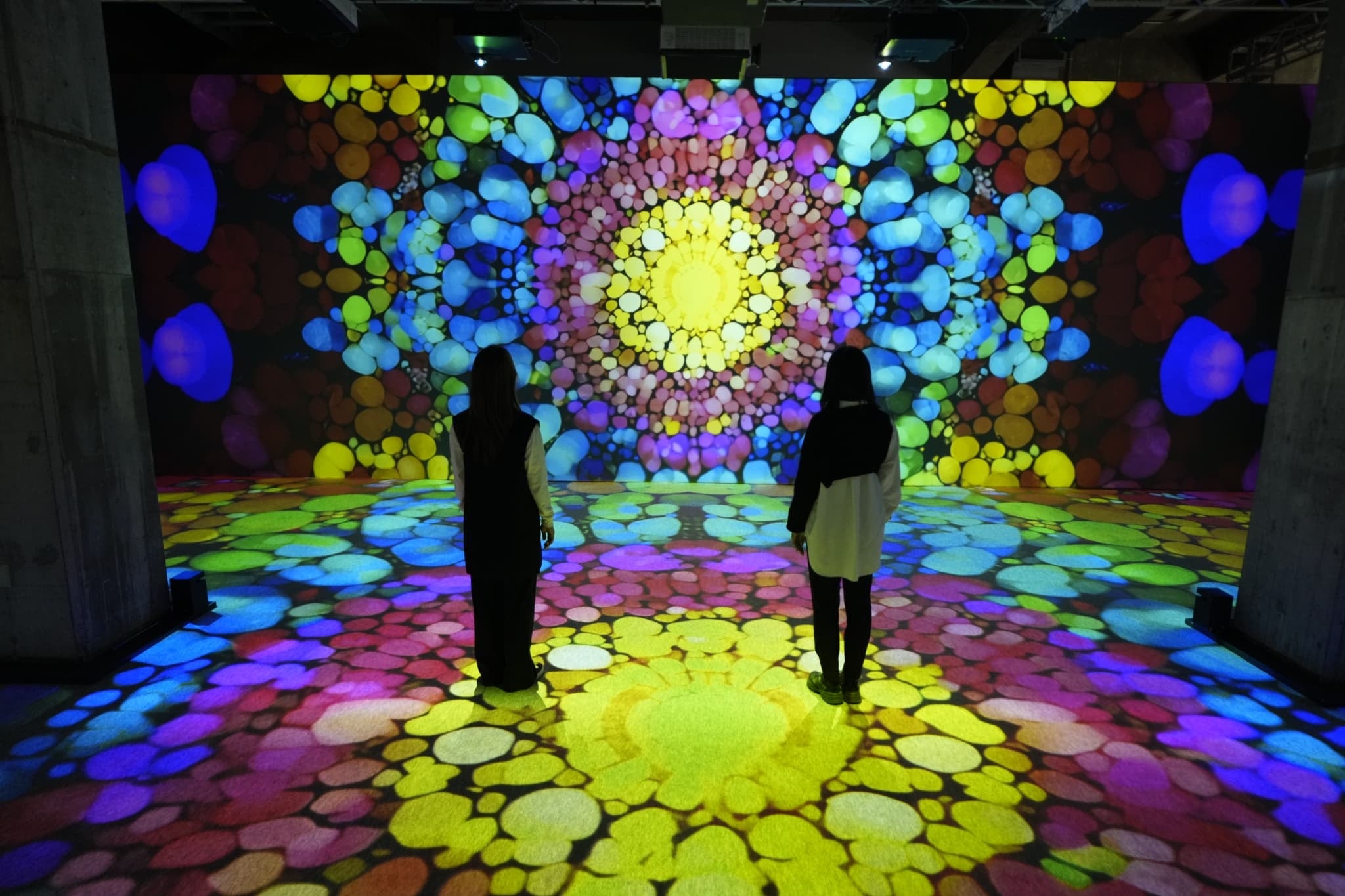 Area 6 Title: 사그라다 파밀리아 - 영원한 성당 ①