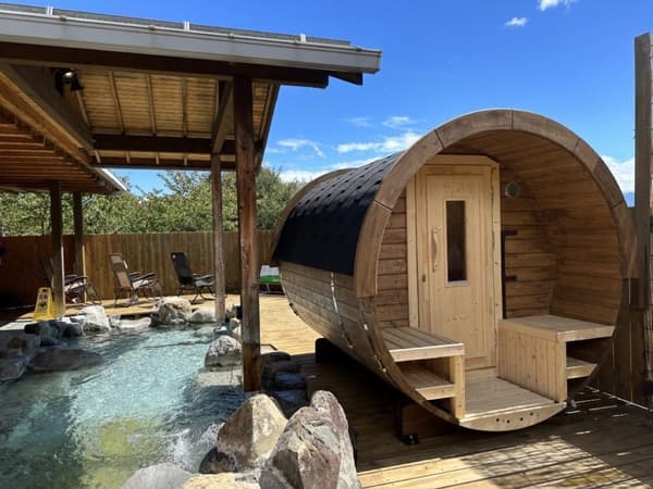 Nagano outdoor sauna setting