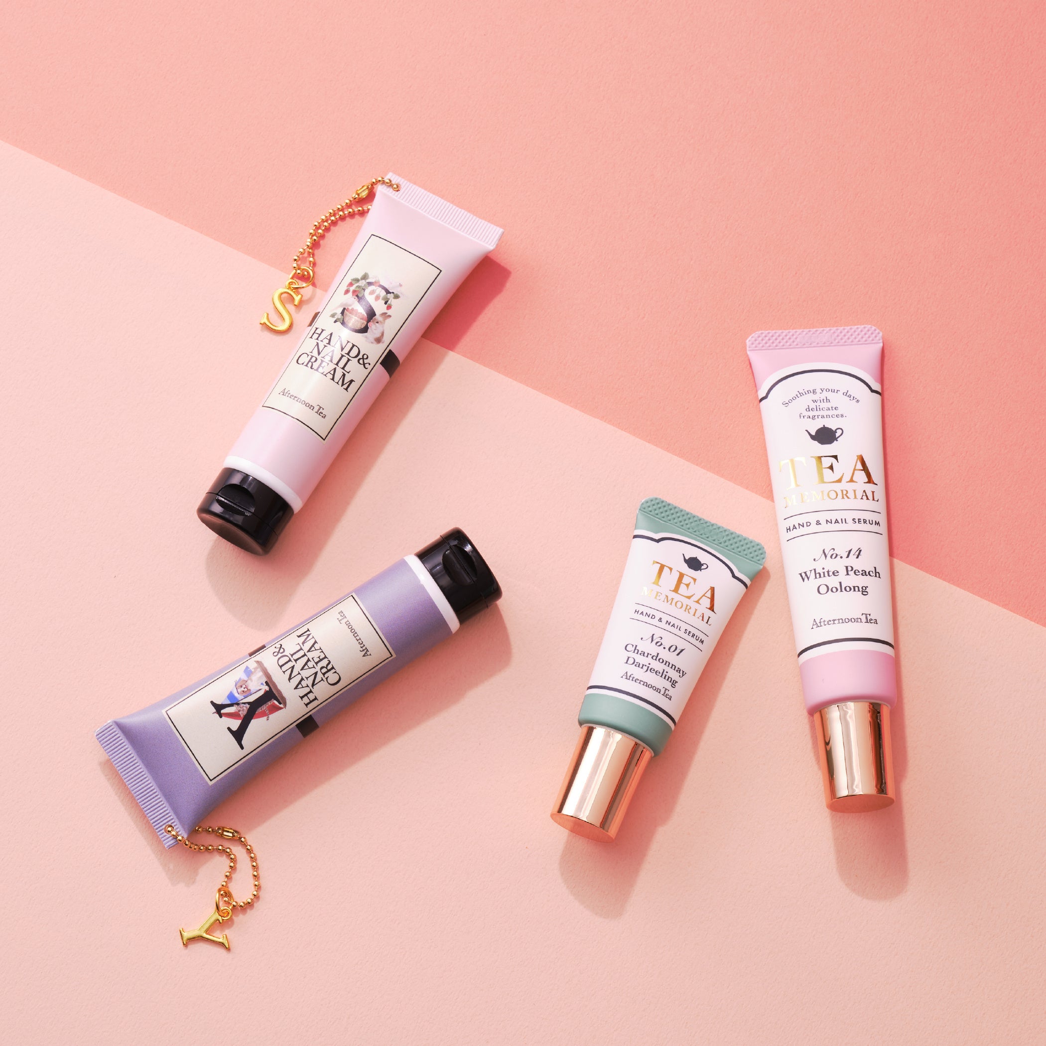 Krim Tangan (Inisial S/Y) ¥990 per buah, Serum Tangan & Kuku SS (Chardonnay Darjeeling) ¥660, Serum Tangan & Kuku S (Persik Putih Oolong) ¥990