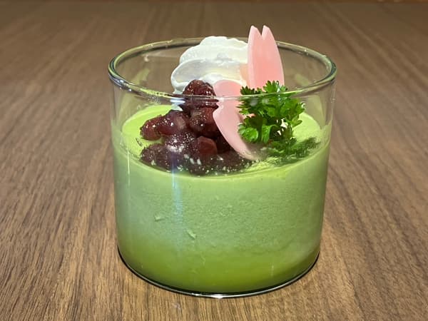 Sakura-topped matcha pudding