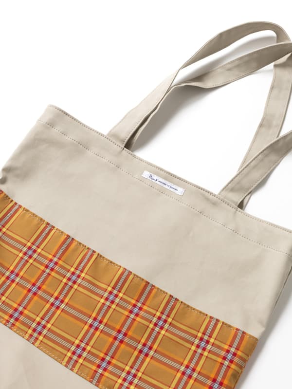 Bag featuring the Papas label