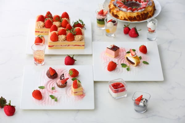 다양한 딸기 & 일본 과자