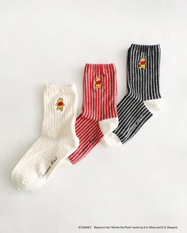 곰돌이 푸 원 포인트 자수 양말