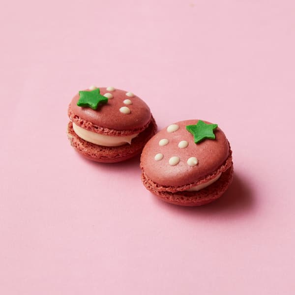 Strawberry Macaron
