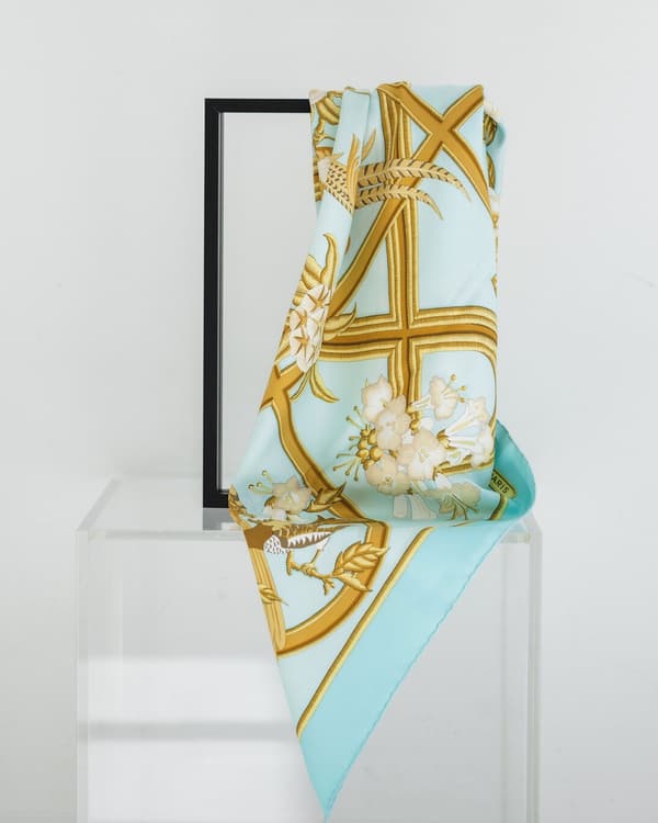 Exhibición de la colección de pañuelos vintage