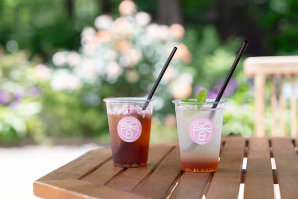 還提供花草茶和冷飲