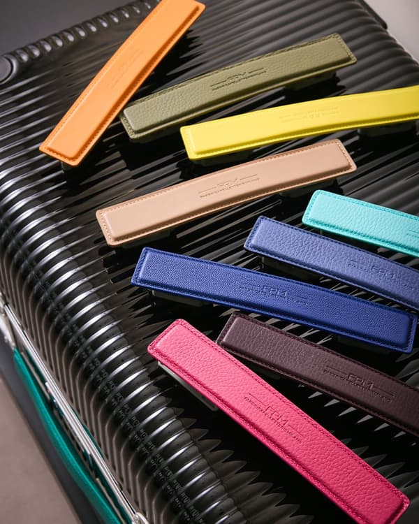 Leather Handle ¥19,800 (tax included / per piece)