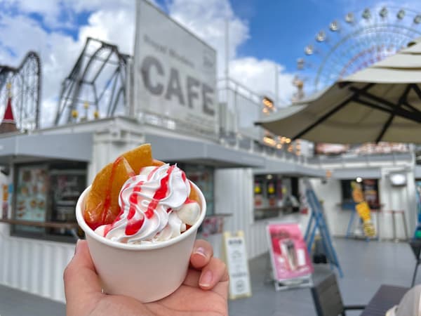 Strawberry Sauce Pancake from RM Café