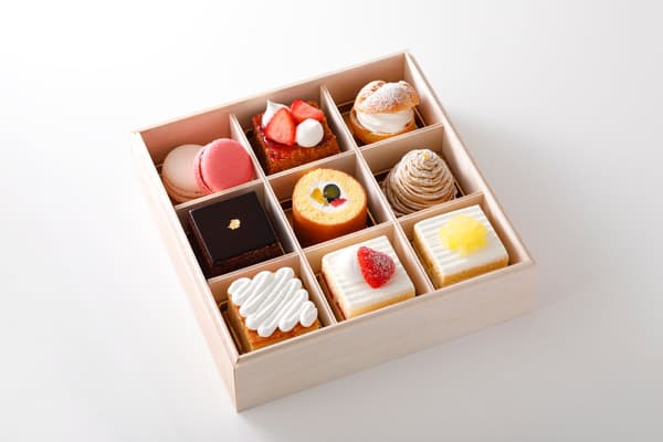 Sweets BOX ¥8,100