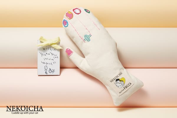 Cat kick toy product