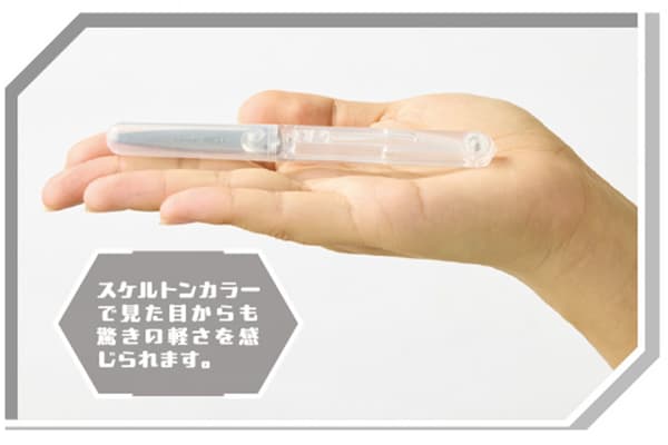 12.8g의 초경량 디자인, 스켈레톤 색상으로 시각적인 가벼움을 선사합니다.